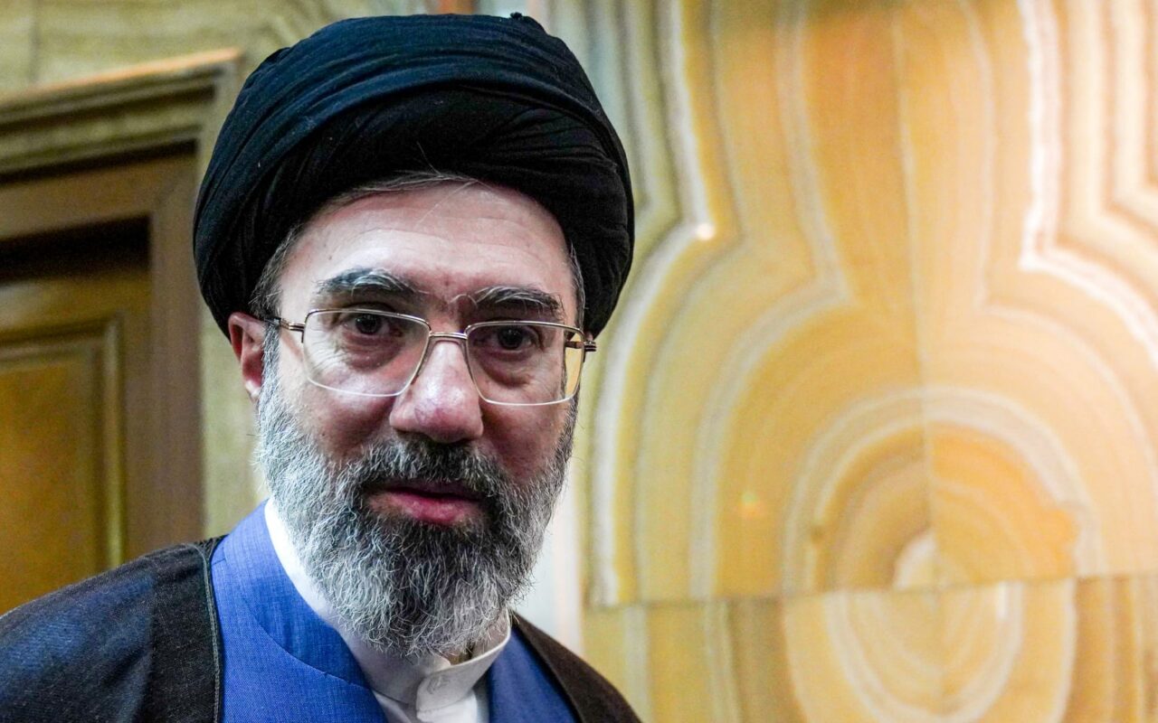 ترامب عن مجتبى خامنئي: لا أعتقد أنه مات.. لكنه تعرض لإصابات بالغة