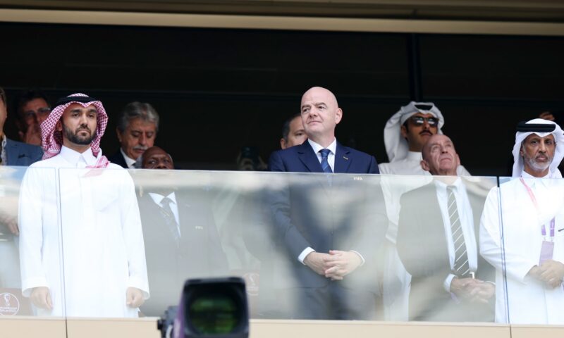 الاتحاد السعودي يعلن موقفه من إنفانتينو ويرحب بـ”الإقرار بالخطأ”