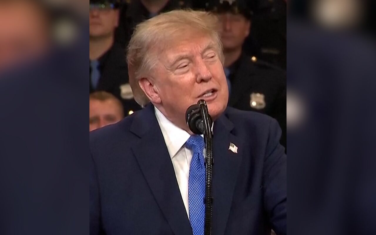 تصريح مفاجئ من ترامب بشأن مضيق هرمز وسط التصعيد مع إيران