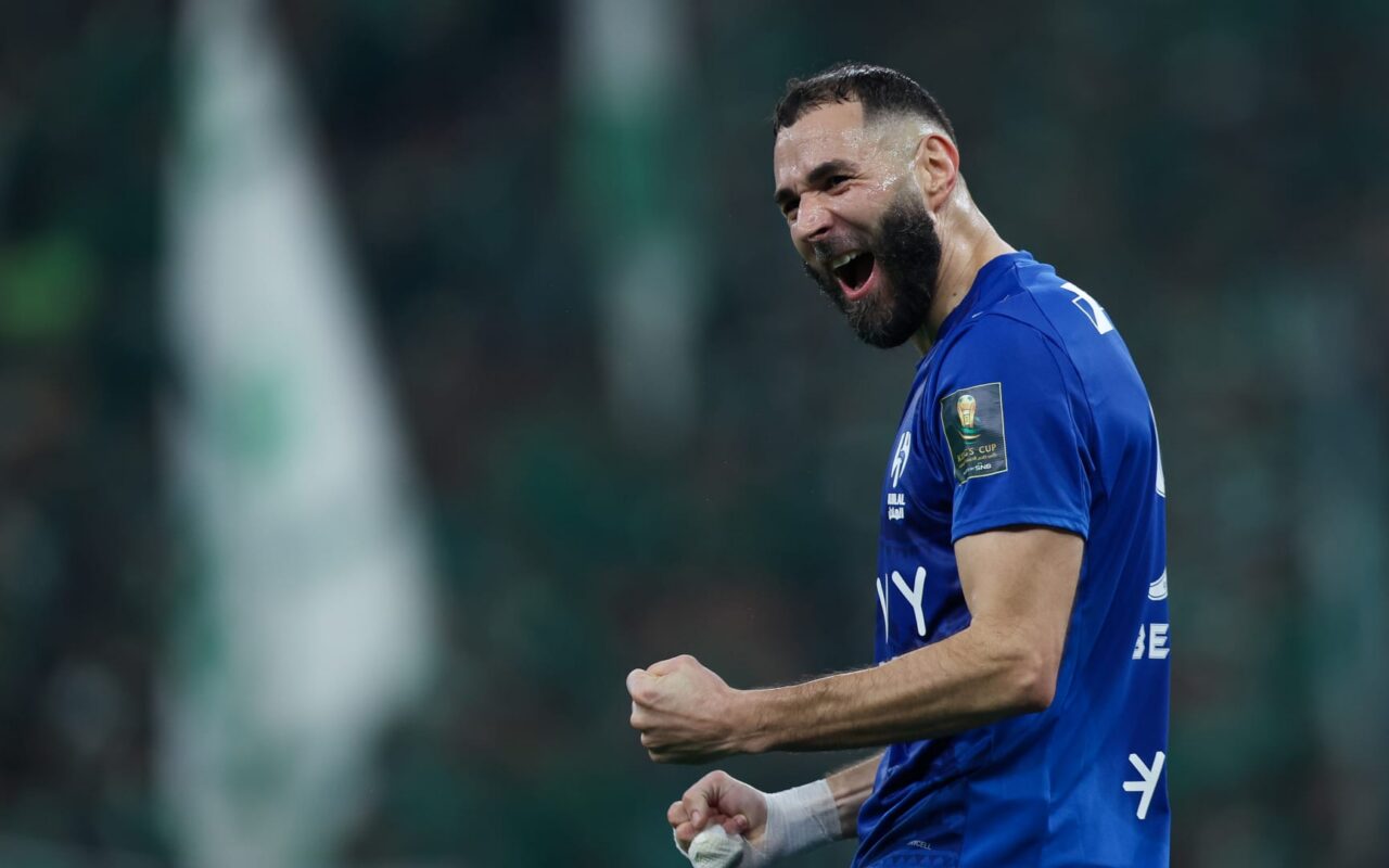 الهلال السعودي ينفصل عن كريم بنزيما بعد 6 أشهر.. ويوجه رسالة له