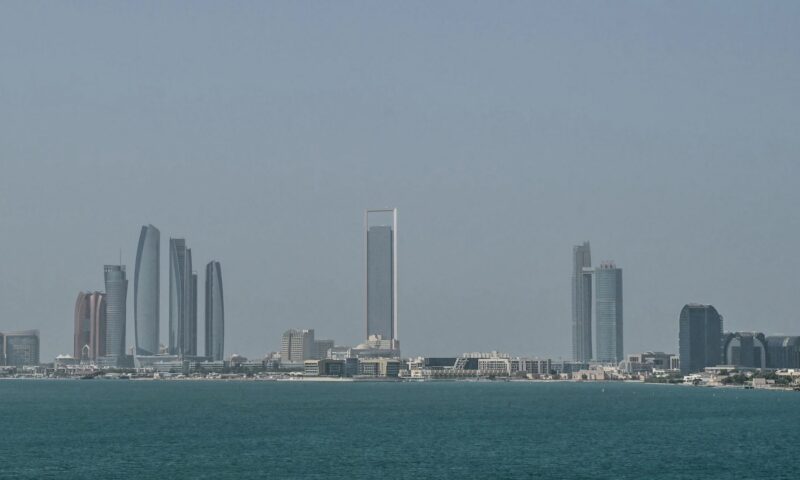 مصر.. الأزهر يصدر بيانا بعد تجدد هجمات إيران على الإمارات والأردن