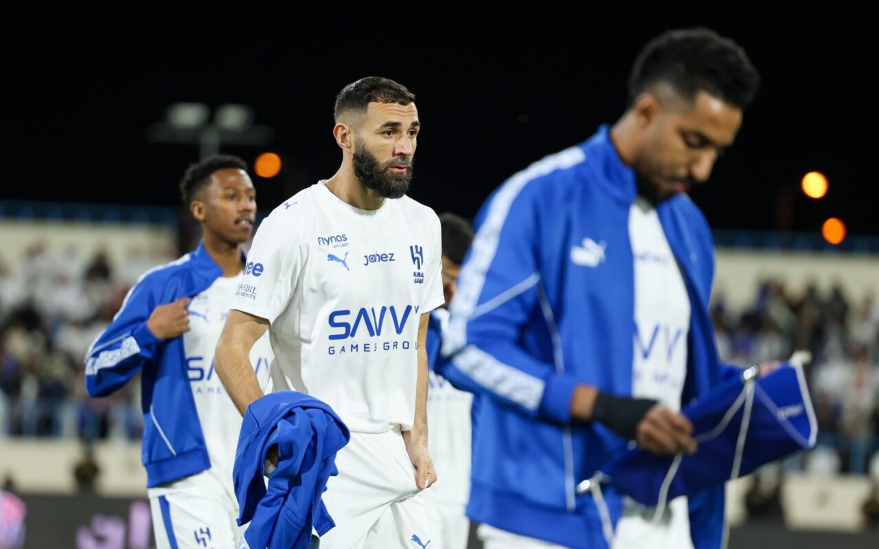 أول تعليق من بنزيما بعد رحيله عن الهلال السعودي