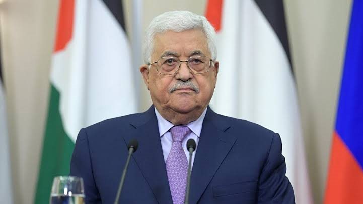 الرئيس محمود عباس ينعى سفير فلسطين لدى القاهرة دياب اللوح