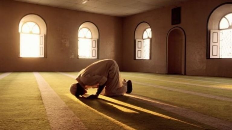 كيفية صلاة الحاجة وحكمها شرعًا .. دار الإفتاء تكشف طريقة أدائها