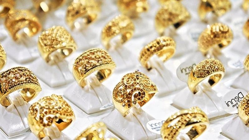900 جنيه.. تراجع كبير في سعر الجنيه الذهب وعيار 21 مفاجأة