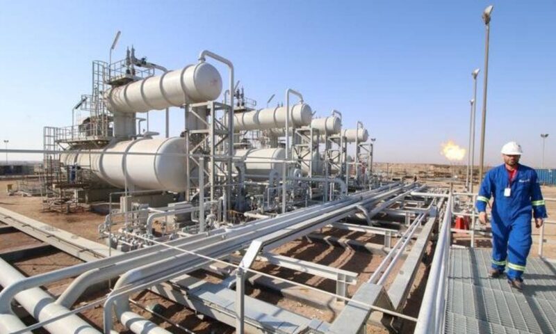 “توتال إنرجيز” تعرض نفطاً عراقياً للتحميل خارج مضيق هرمز بعلاوة 10 دولارات
