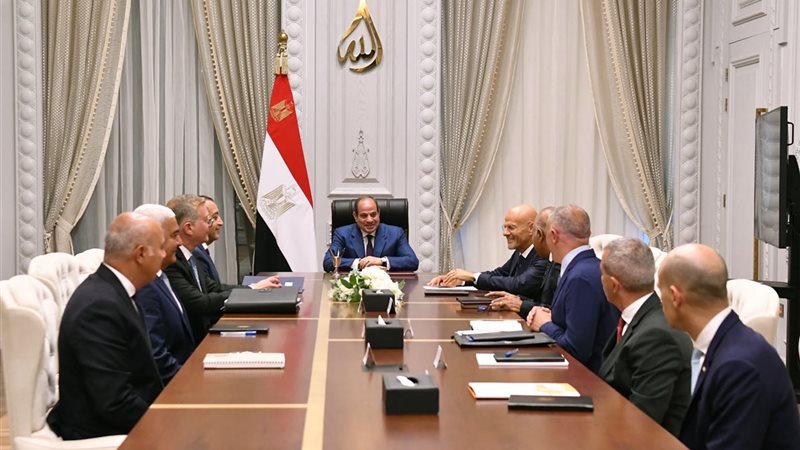 رئيس إينى: 8.5 مليار دولار إجمالي استثماراتنا في مصر