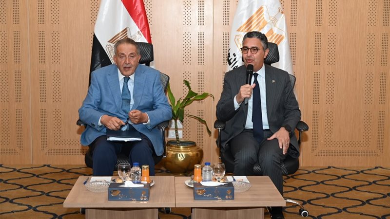 التموين تشكل لجنة مشتركة مع شعبة المواد الغذائية لحل مشكلات أصحاب المنافذ خلال 15 يوما