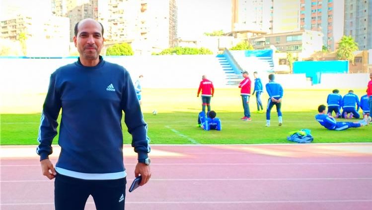 أحمد كشري: الموسم الماضي للنسيان بالنسبة للأهلي.. وأتمنى نجاح تجربة عموتة