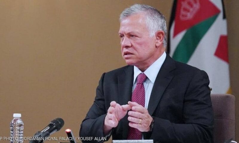 العاهل الأردني يؤكد دعم لبنان والحفاظ على أمنه وسيادته