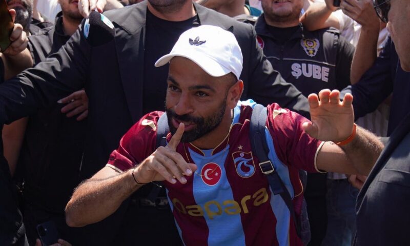كاراغار: مستوى صلاح أكبر من الدوري التركي