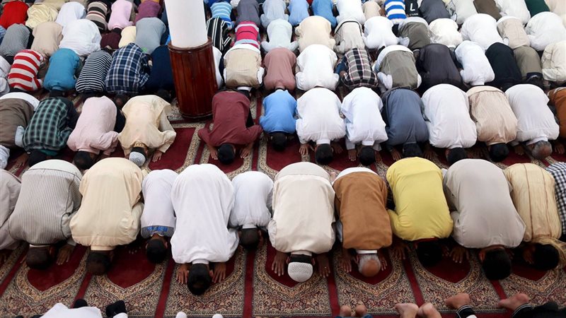 موعد أذان العشاء اليوم الخميس 20 – 8 – 2026 في القاهرة والمحافظات
