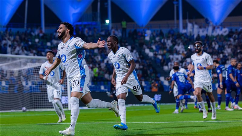 الدوري السعودي، التشكيل الرسمي لمباراة نيوم ضد القادسية