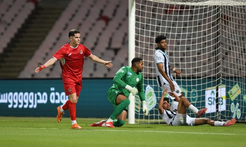 الوحدة يقصي الشباب من كأس الملك في مباراة مثيرة