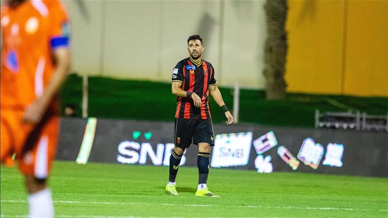 الرياض يتقدم على الزلفى بهدف في الشوط الأول بكأس خادم الحرمين