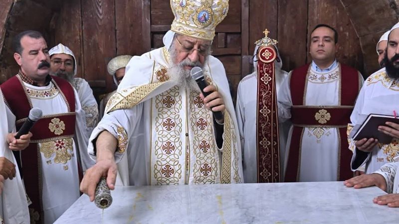 البابا تواضروس يلقي العظة الأسبوعية من كنيسة الملاك ميخائيل بالإسكندرية
