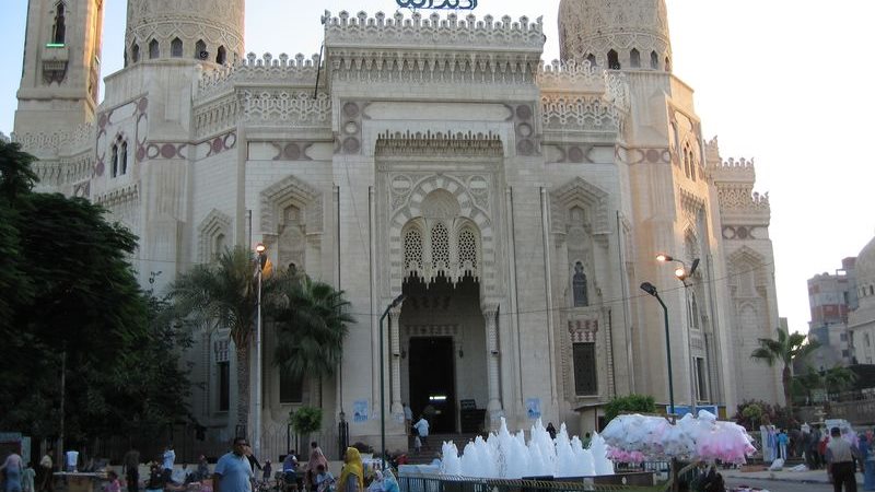 موعد أذان المغرب اليوم الأربعاء في القاهرة والمحافظات