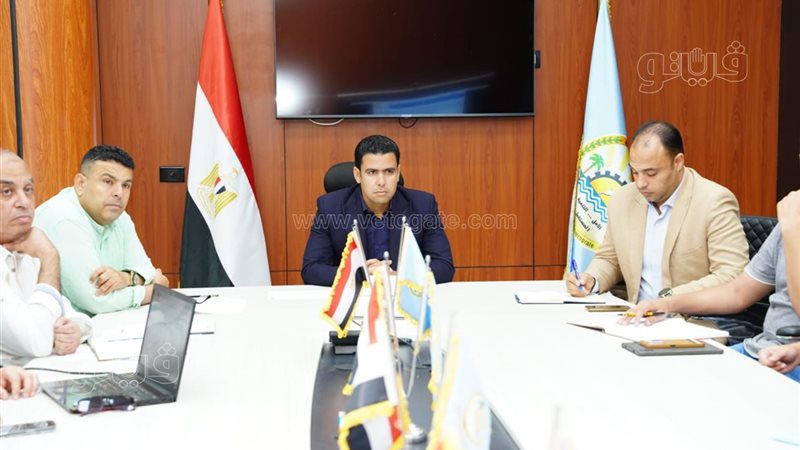 نائب محافظ مطروح يتابع تطوير البوابة الإلكترونية للمحافظة