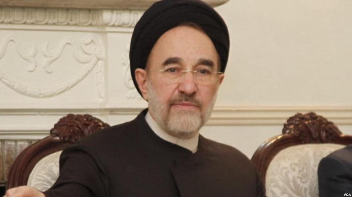 بعد انتقاده القيادة الإيرانية.. خاتمي يلتقي شقيق المرشد