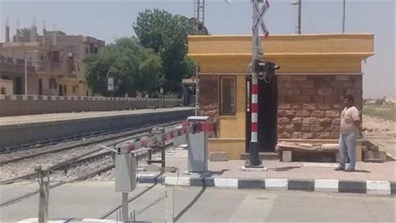 لمدة يومين، غلق مزلقان الشنهورية بقوص جنوب قنا