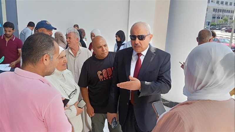 جامعة الإسماعيلية الأهلية تواصل استقبال الطلاب لاستكمال إجراءات القبول والكشف الطبي (صور)