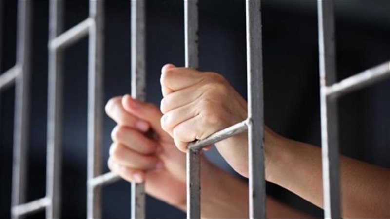 ضبط 3 متهمين بسرقة صاحب محل ملابس بالإكراه في شبرا الخيمة