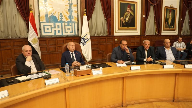 محافظ القاهرة يشدد على سرعة التعامل مع المتغيرات المكانية