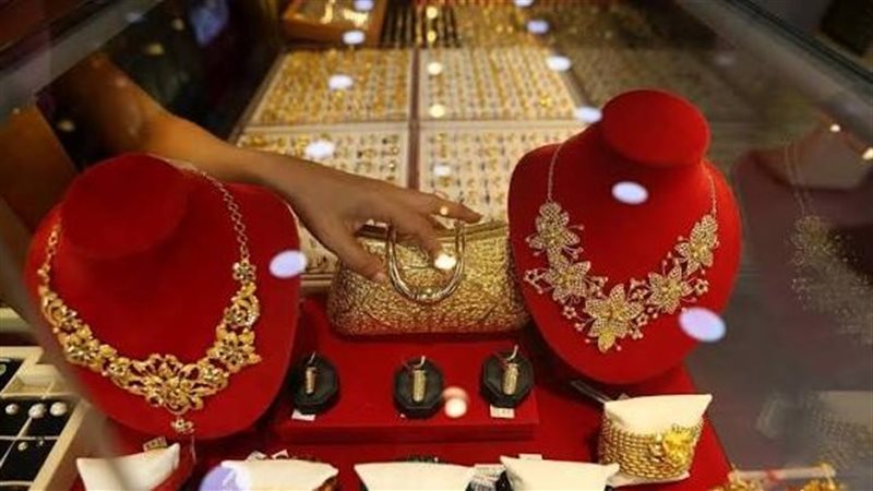 أخبار الاقتصاد اليوم.. الذهب يقفز 215 جنيها ويشعل محلات الصاغة والدولار يستقر بالبنوك ومصر تحافظ على تصنيفها كسوق ناشئة