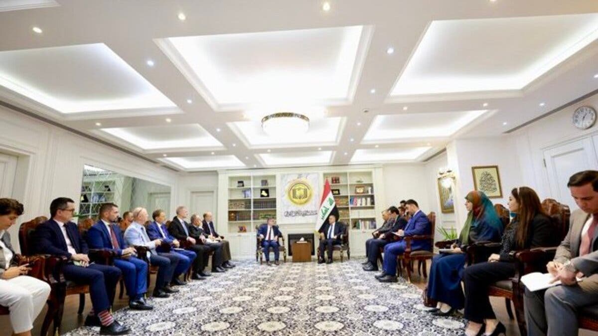 العراق: لا مكان لجماعات مسلحة تهدد دول الجوار
