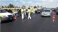حملات مرورية مكثفة.. ضبط 727 مخالفة لعدم ارتداء الخوذة ورفع 25 مركبة متهالكة