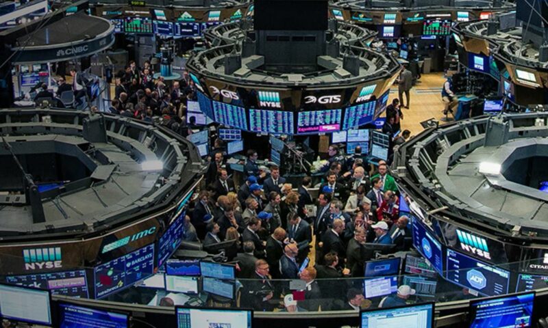 “جي بي مورغان” يرفع مستهدفه لمؤشر “S&P 500” للمرة الثانية في شهرين