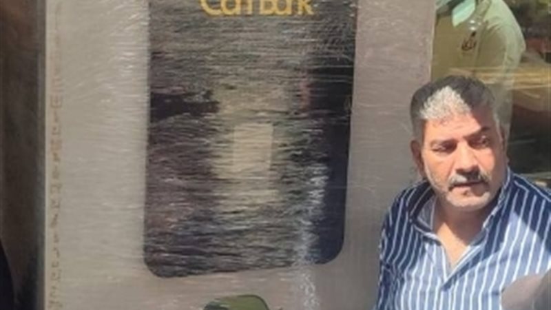 تجربة جديدة لمواجهة نباشي القمامة، خطوات تشغيل ماكينات استرداد المخلفات الصلبة بالدقي مقابل نقاط على الهاتف