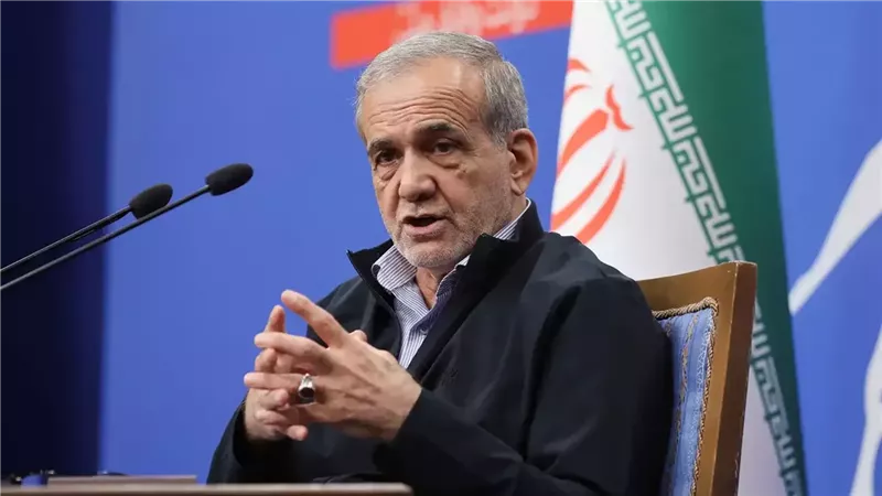 الرئيس الإيراني: لا ننوي تقديم تنازلات أمام العدو