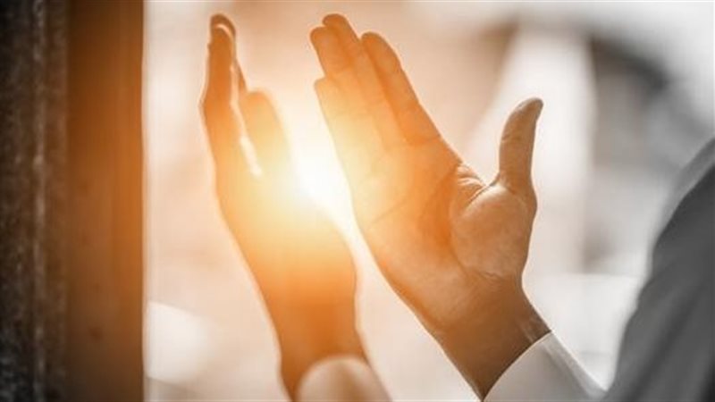 “اللهم إليك أشكو ضعف قوتي”، أدعية زوال الهم والحزن وفك الدين في الصباح