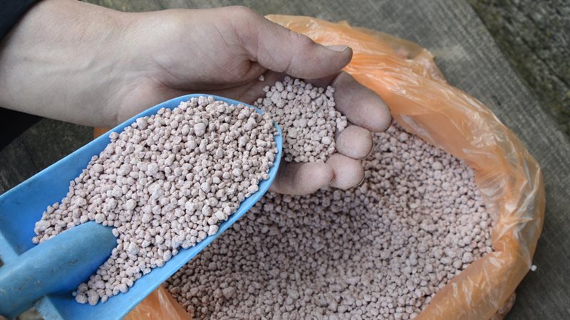 انخفاض طن السلفات 1006 جنيهات، أسعار الأسمدة اليوم في الأسواق