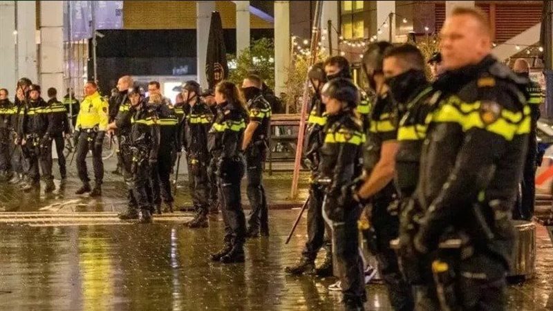 قتيل وإصابات جراء انفجار في ميناء روتردام بهولندا