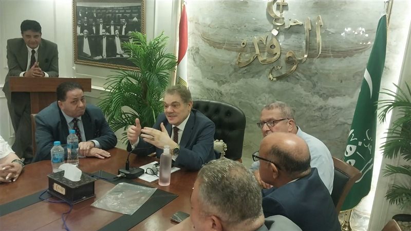 رئيس الوفد: اللجان التي لا تعمل سوف يتم حلها والمنصة الرقمية تتابع النشاط