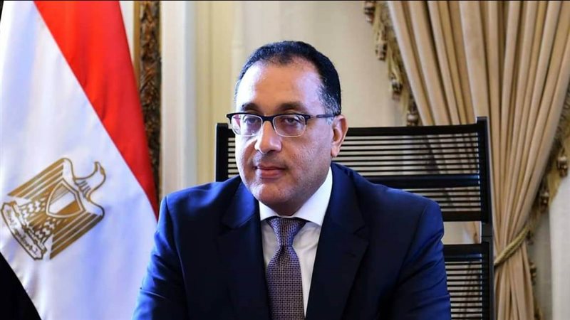 منها إسقاط الجنسية عن مصريين والاستيلاء على أراضٍ، 5 قرارات مهمة لرئيس الوزراء اليوم