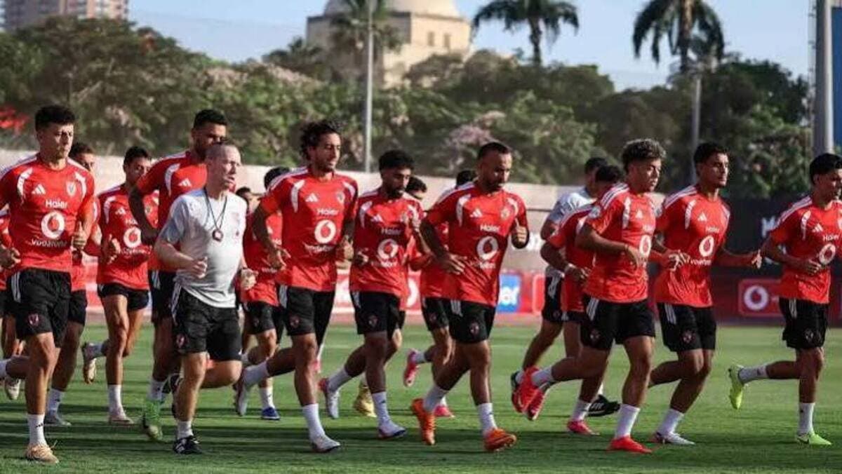 الأهلي يستبعد 10 لاعبين من مواجهة زد