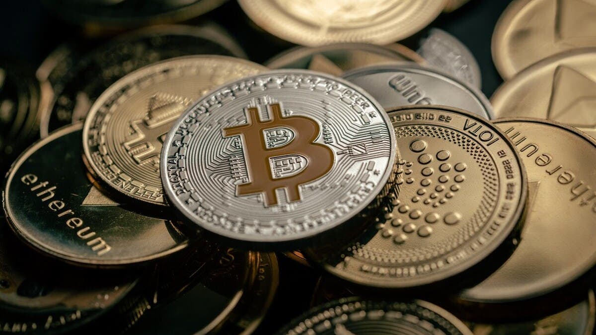 فرص تمرير أهم قانون لتنظيم العملات المشفرة بأميركا تتراجع قبل انتخابات نوفمبر
