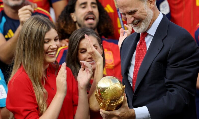 القبض على خمسيني لاحق الأميرة ليونور للزواج منها خلال كأس العالم
