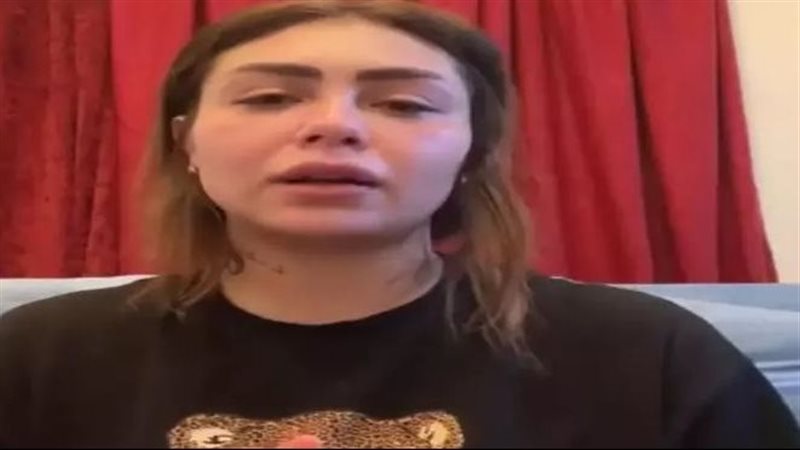 الحكم على البلوجر هدير عبد الرازق في قضية غسل أموال بعد قليل