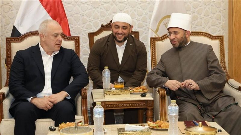 وزير الأوقاف يستقبل وفدا من داغستان لبحث التعاون في مواجهة الفكر المتطرف