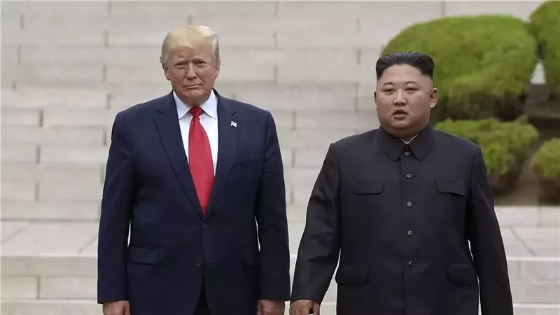 في جلسة مغلقة، ترامب يناقش إمكانية لقاء كيم جونج أون خلال زيارته المرتقبة لآسيا