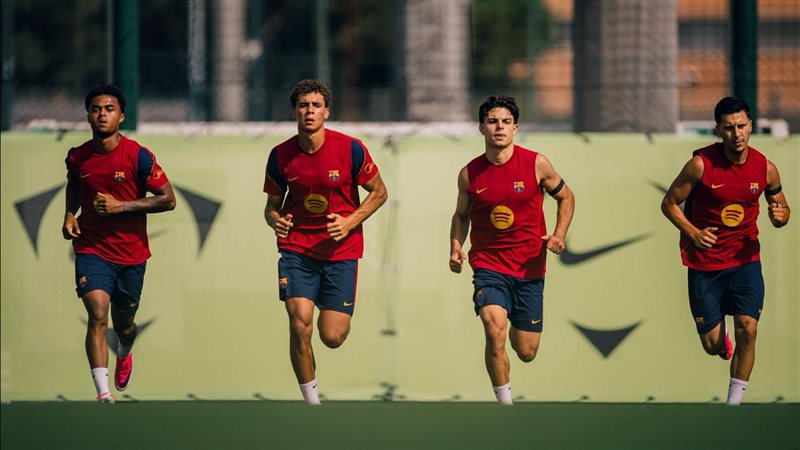 برشلونة يختتم تدريباته استعدادا لمواجهة الأهلي بكأس خوان جامبر (فيديو)
