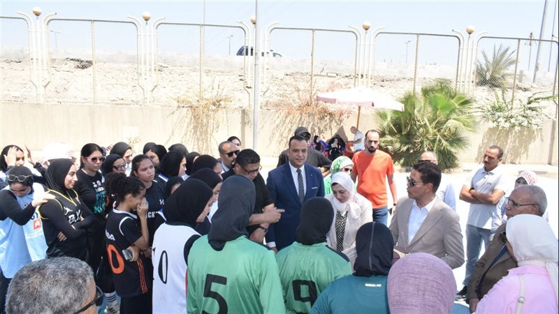أجواء تنافسية تجمع طلاب الجامعات في مهرجان رياضي تستضيفه بنها