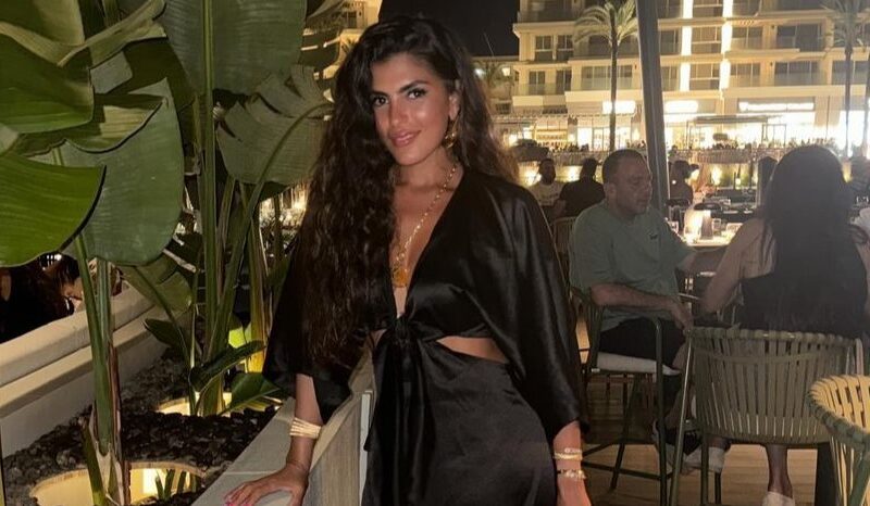 لوك مميز.. زوجة ماجد المصري تخطف الأنظار في أحدث إطلالة