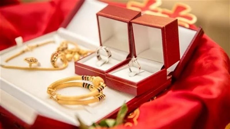 حكم قضائي ينهي خلافا بين فتاة وشاب على المشغولات الذهبية بعد فسخ الخطوبة
