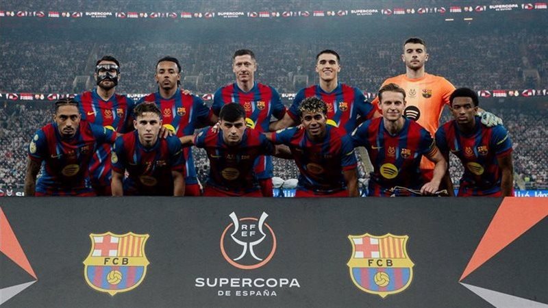 بعد تعثر صفقة جوليان ألفاريز، برشلونة يستهدف مهاجم كلوب بروج