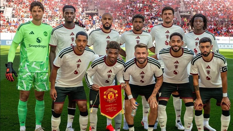 التشكيل الرسمي لمباراة مانشستر يونايتد وهال سيتي بالدوري الإنجليزي